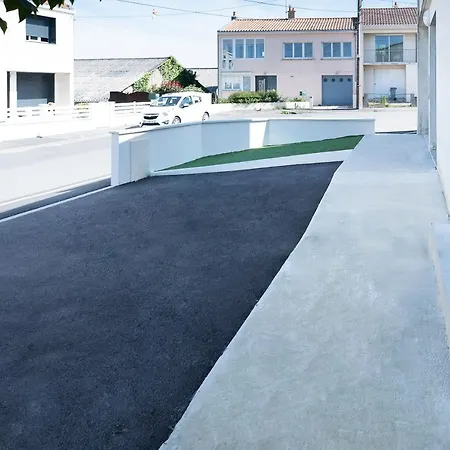 Le Fabre 101 - Charmant Studio - Proche Hypercentre Et Hopital - Wifi - Parking דירה